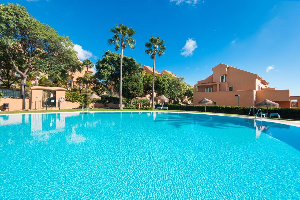 Rentandhomes Marbella Golf Elviria Exterior foto